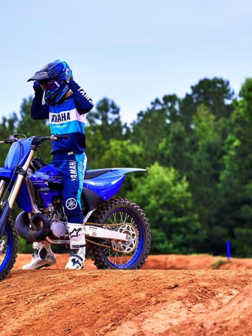 YZ250