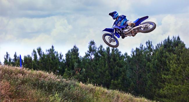 YZ250