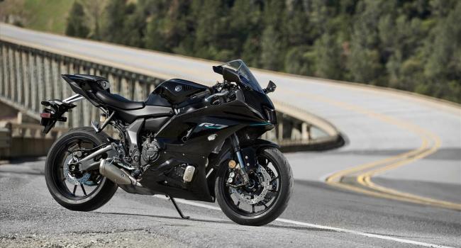 YZF-R7